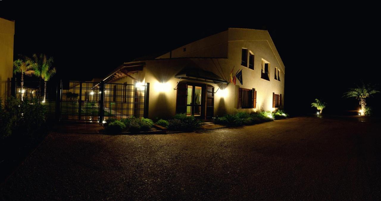 Berlingeri Resort คอมโบเบลโล ดิ มาซารา ภายนอก รูปภาพ